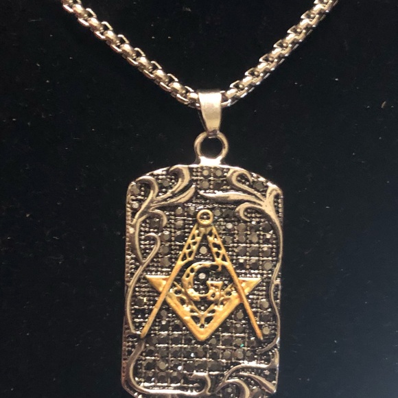 Pendant Necklace & Charm - Picture 2 of 5